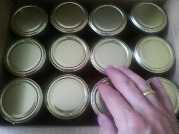 250 g Honiggläser im Karton zu 12 Stück